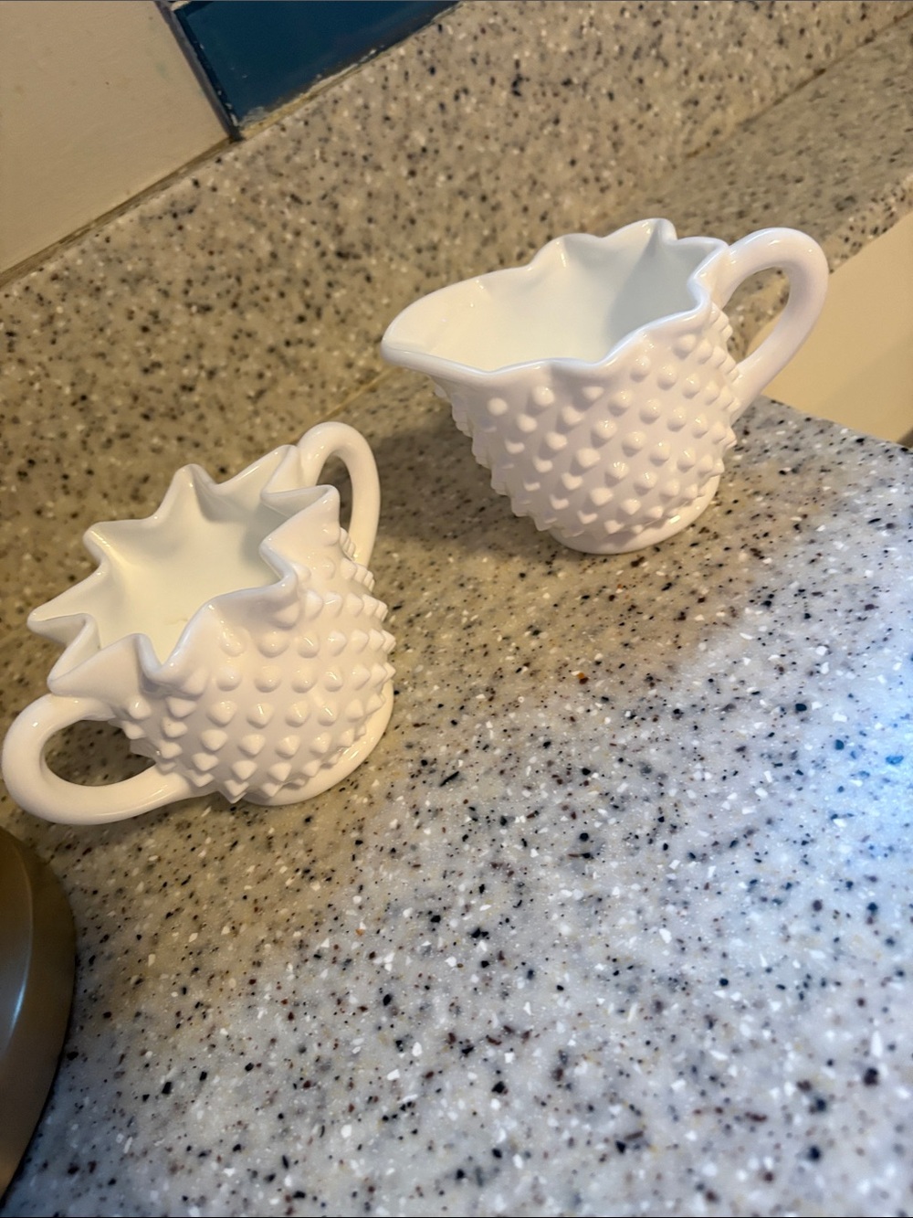 Hobnail creamer sugar set circa 1960 EXC shape